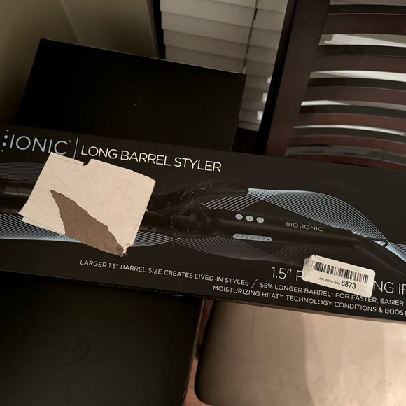 NIB BioIonic Curling Iron 1.5 Inch - Picture 3 of 4